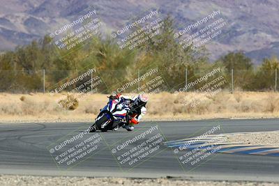 media/Jan-09-2022-SoCal Trackdays (Sun) [[2b1fec8404]]/Turn 6 (1035am)/